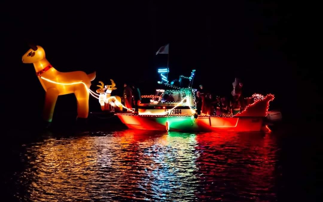 Morro Bay Rotary Hosts Annual Lighted Boat Parade and Santa House